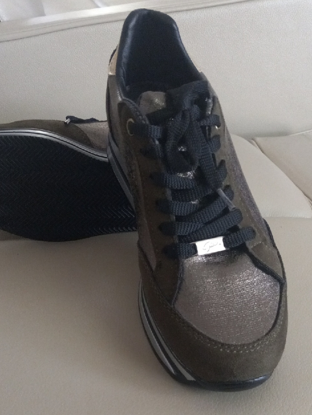 Giro Metallic Bronze Women's Platform Sneaker - Bronze Size EU 36